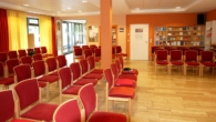 Sofort verfügbar! Kirchengebäude mit freier Wohnung und 2 Stellplätzen! - Bild