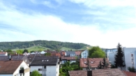 Gut vermietbare 3-Zimmer-Wohnung mit herrlichem Balkon über den Dächern von Fellbach! - Bild
