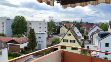 Gut vermietbare 3-Zimmer-Wohnung mit herrlichem Balkon über den Dächern von Fellbach!, 70734 Fellbach, Wohnanlagen