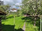 Einfamilienhaus mit großem Garten, 2 Garagen, Carport - sofort frei! - Bild