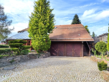 Natur trifft Wohnen! Idyllisches Einfamilienhaus mit herrlichem Grundstück!, 71543 Wüstenrot, Einfamilienhaus