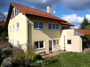 Großzügiges Einfamilienhaus mit Einliegerwohnung mitten in der Natur!, 71579 Spiegelberg, Einfamilienhaus