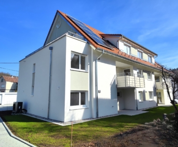 Traumhaft wohnen inmitten der Natur !, 71549 Auenwald, Dachgeschosswohnung